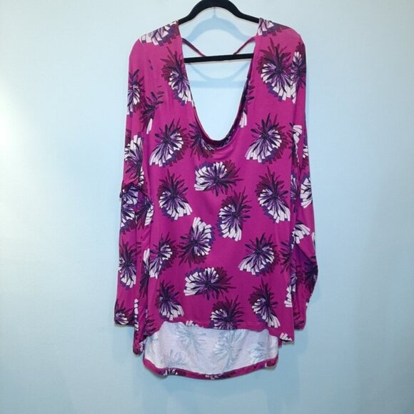 3/$20 IN EVERY STORY Floral Long Sleeve Top Cowl Neck Back Cut Out Ruched Flowy - Picture 7 of 13